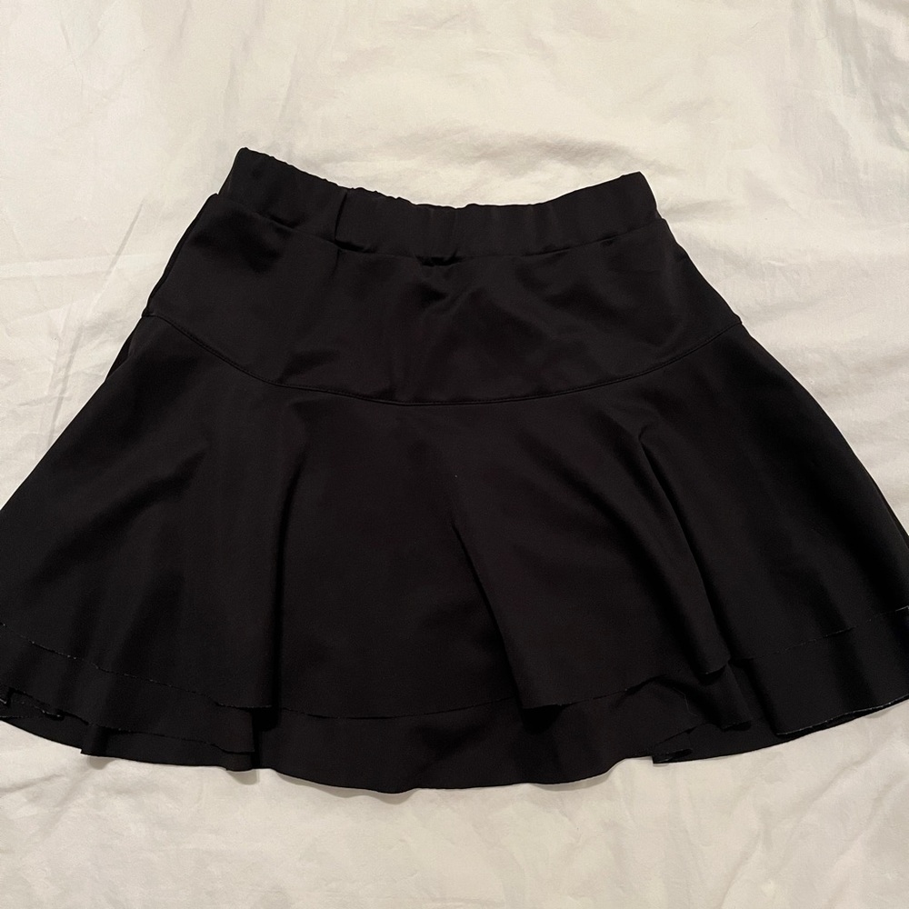 Black Skort